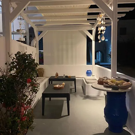 Fully Equipped Cozy Cycladic Studio